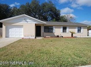 890 Chapman Dr, Jacksonville, FL 32221