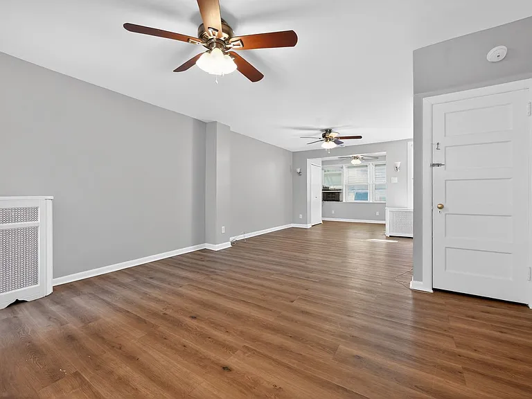 5918 Malta St — Photo 2