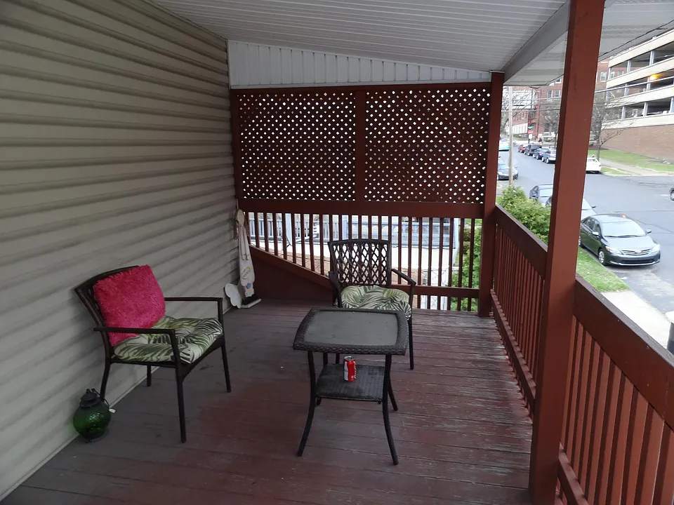 Private porch