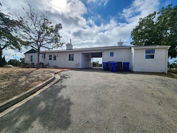 5th image of 1060 Crest View Rd