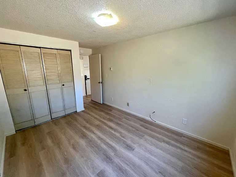 555 Tyler St #19 — Photo 7