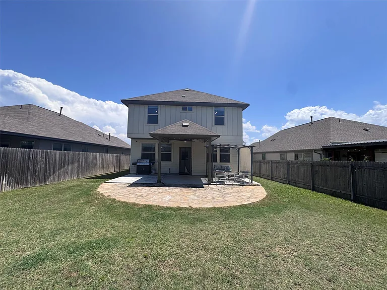 321 Callahan Ln — Photo 30