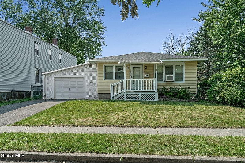 2nd image of 717 5th Avenue