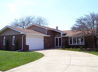 15132 Sunset Ridge Dr, Palatine, IL