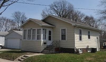 1st image of 535 10th St NW