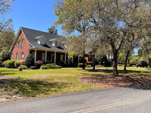 1473 N River Oaks Dr, Blackshear, GA 31516