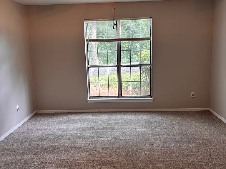 5552 Mountain Springs Cir — Photo 5