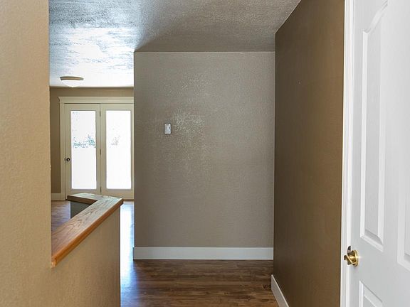 2nd image of 513 Ridge Way