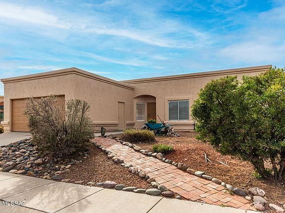3rd image of 2601 W Camino Llano