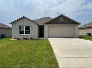 4 Sun Drenched Trl, Conway, AR 72032