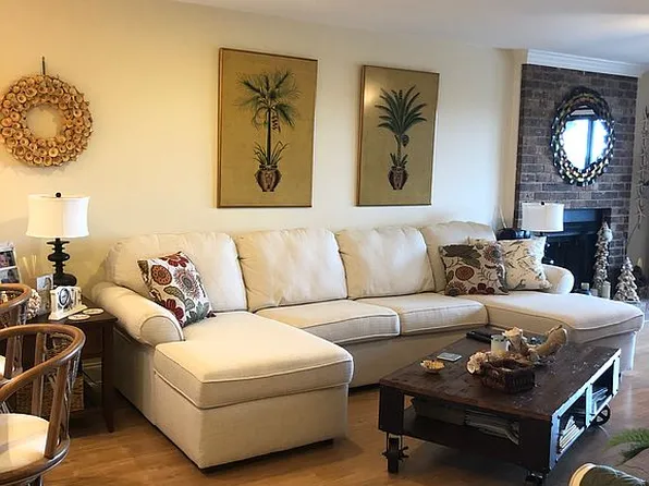 310 3rd Ave N, Myrtle Beach, SC 29575