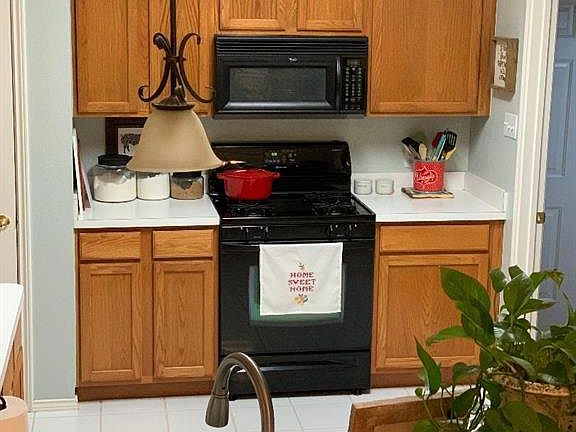 4th image of 3517 Permian Ln