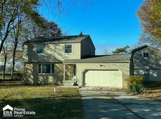 1459 N Van Vleet Rd, Flushing, MI 48433