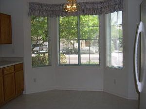 4th image of 120 W Fellars Dr