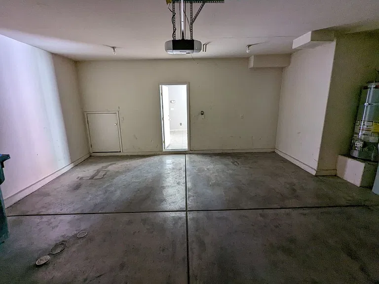 4316 Hera Temple Ave — Photo 20