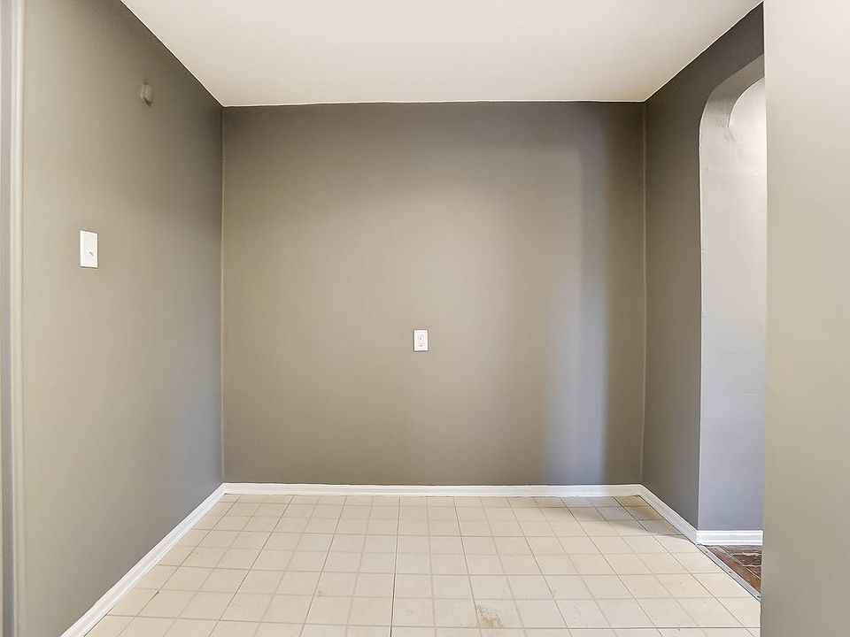 1st image of 544 Forrer Blvd #B