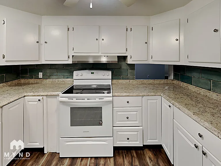 4711 Cook Rd SW — Photo 6