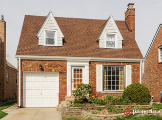 7842 Lowell Ave, Skokie, IL 60076