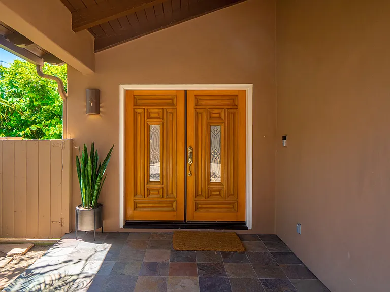 709 N Lucia Ave #B — Photo 3