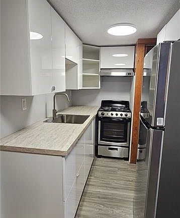 5th image of 434 Karn St #2