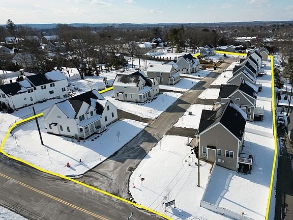2nd image of 62 High St Lot 5