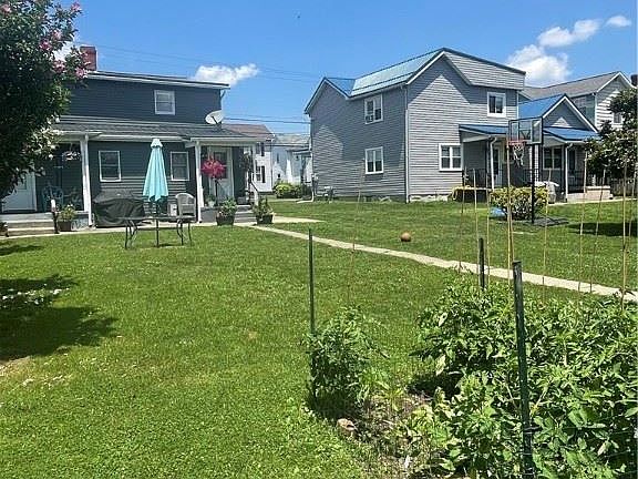 4th image of 1417 W Crawford Ave