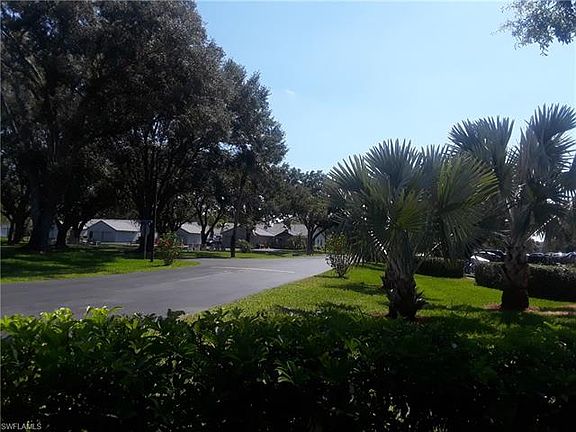 3rd image of 9504 Windsor Club Cir