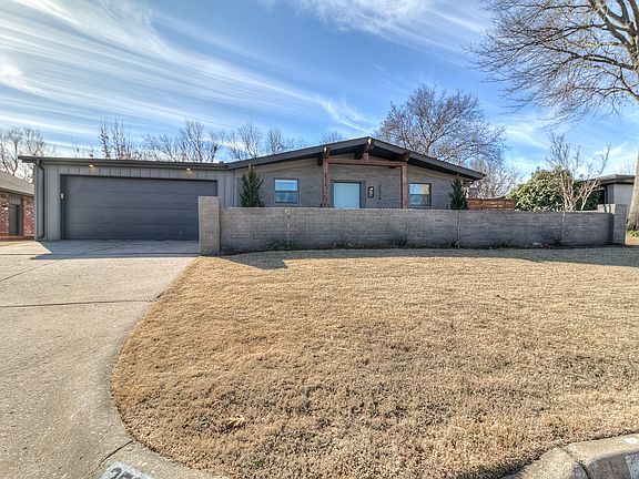 3rd image of 2524 NW 52nd St
