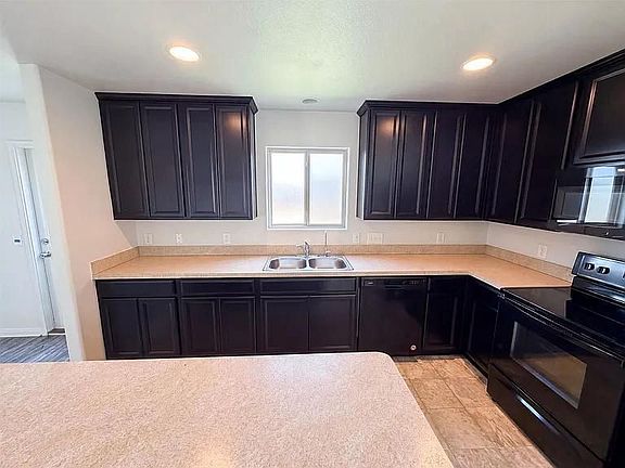 3rd image of 10343 Dawson Hill Ln