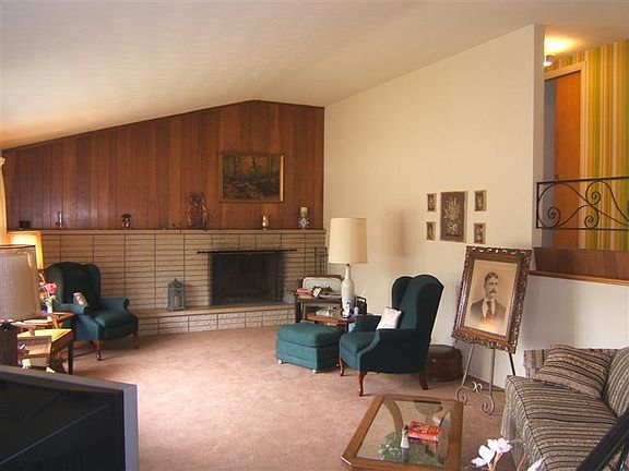 5th image of 2882 Fernside Ct
