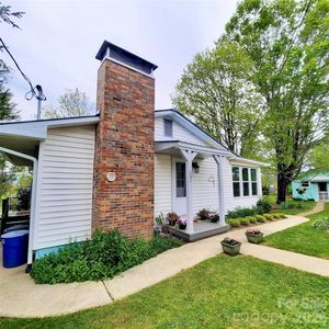 604 Substation St, Hendersonville, NC, 28792