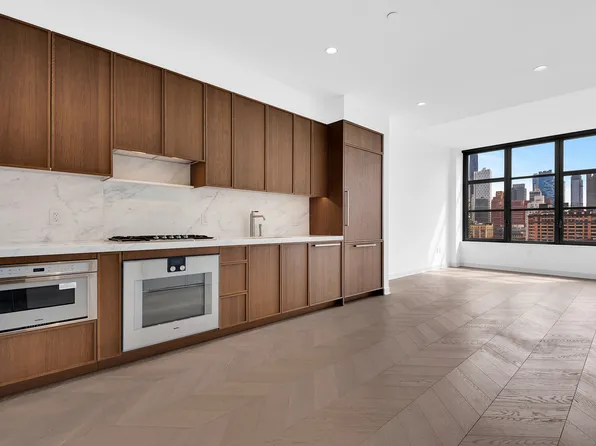 115 York St #10H, Brooklyn, NY 11201