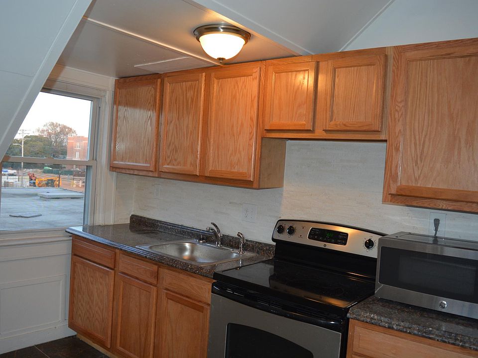 2nd image of 3804 W Rogers Ave APT 3
