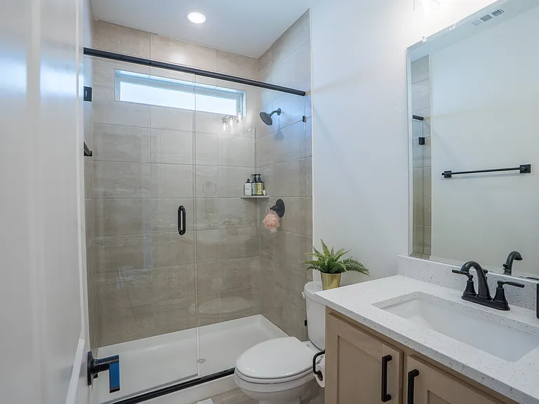 4370 Lavina Ln — Photo 23