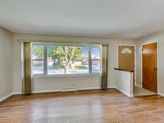 4th image of 4916 Cypress Dr