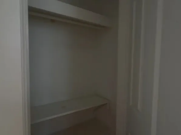 45 East Mosholu Parkway North image 6 of 11