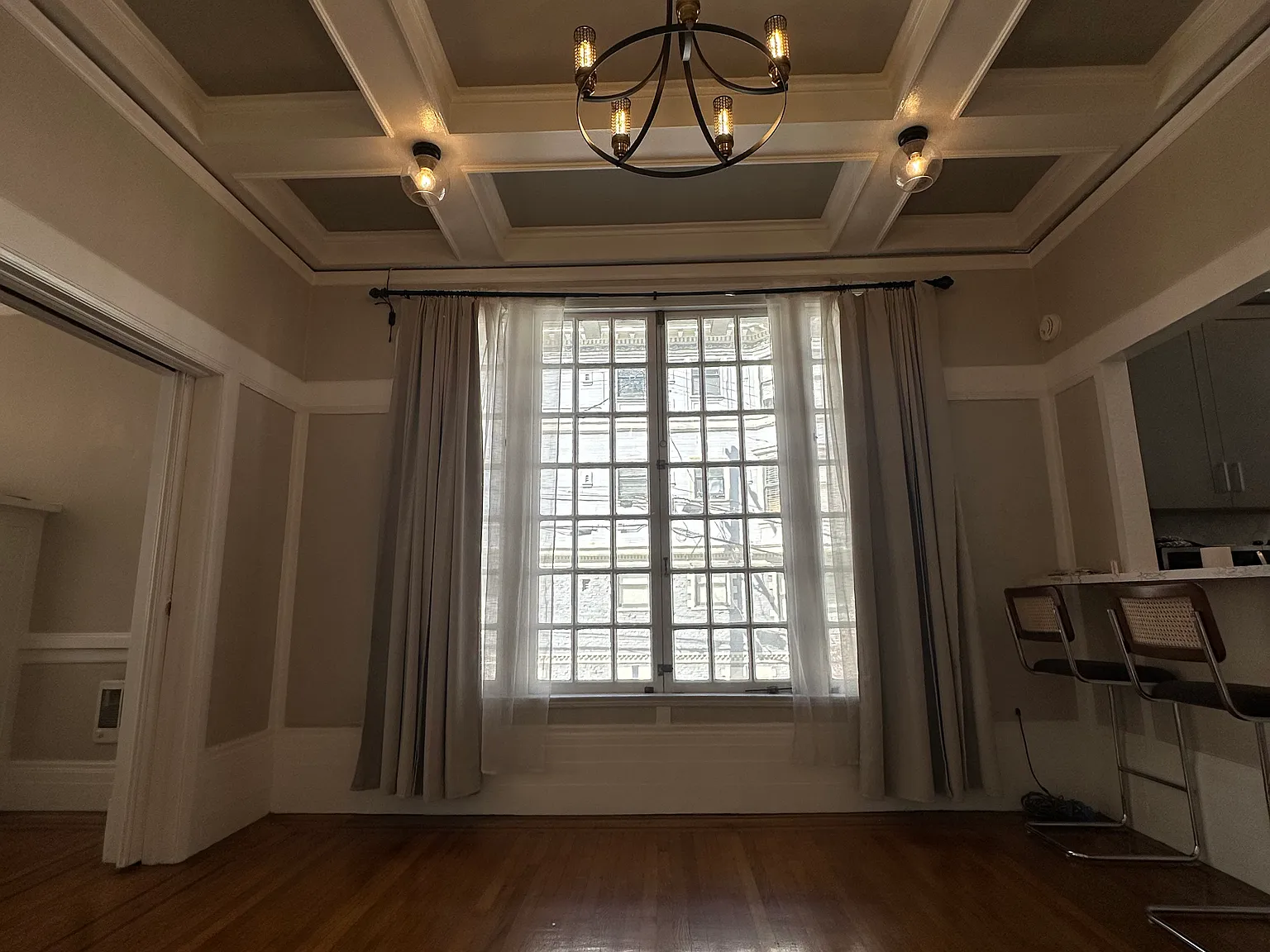 1254 Taylor St — Photo 3