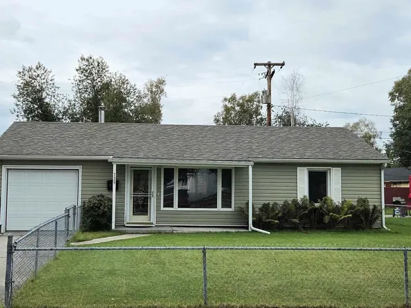 729 Bentley Dr, Fairbanks, AK 99701