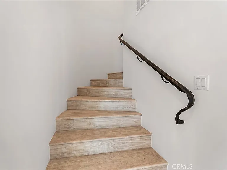 913 N Hilldale Ave #3 — Photo 8