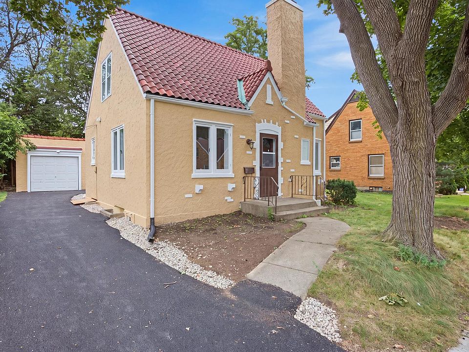 1st image of 431 Bowen Ct