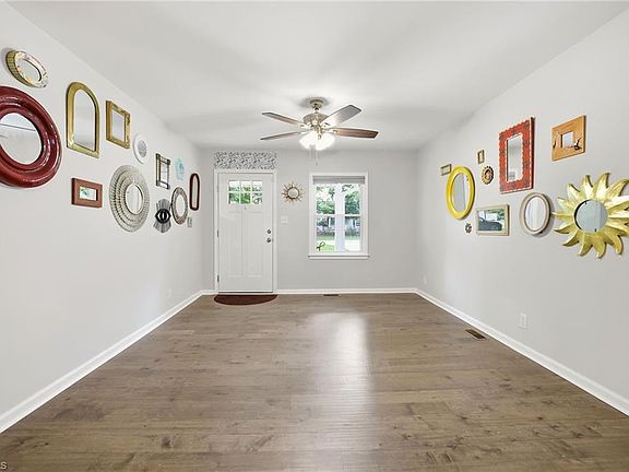 2nd image of 176 Endsley Ave