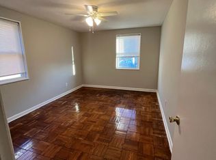 806 Longfellow St NW #102, Washington, DC 20011