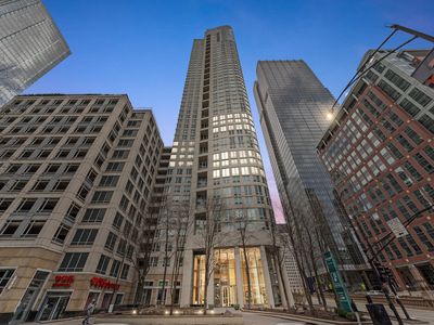 345 N La Salle Dr APT 1205, Chicago, IL, 60654