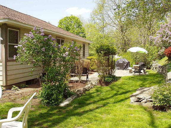 Back Yard Patio Area