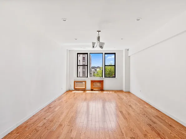 310 Lenox Road image 2 of 7