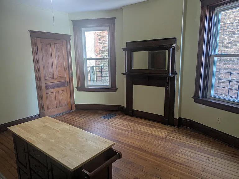 2158 Clifton Ave — Photo 6