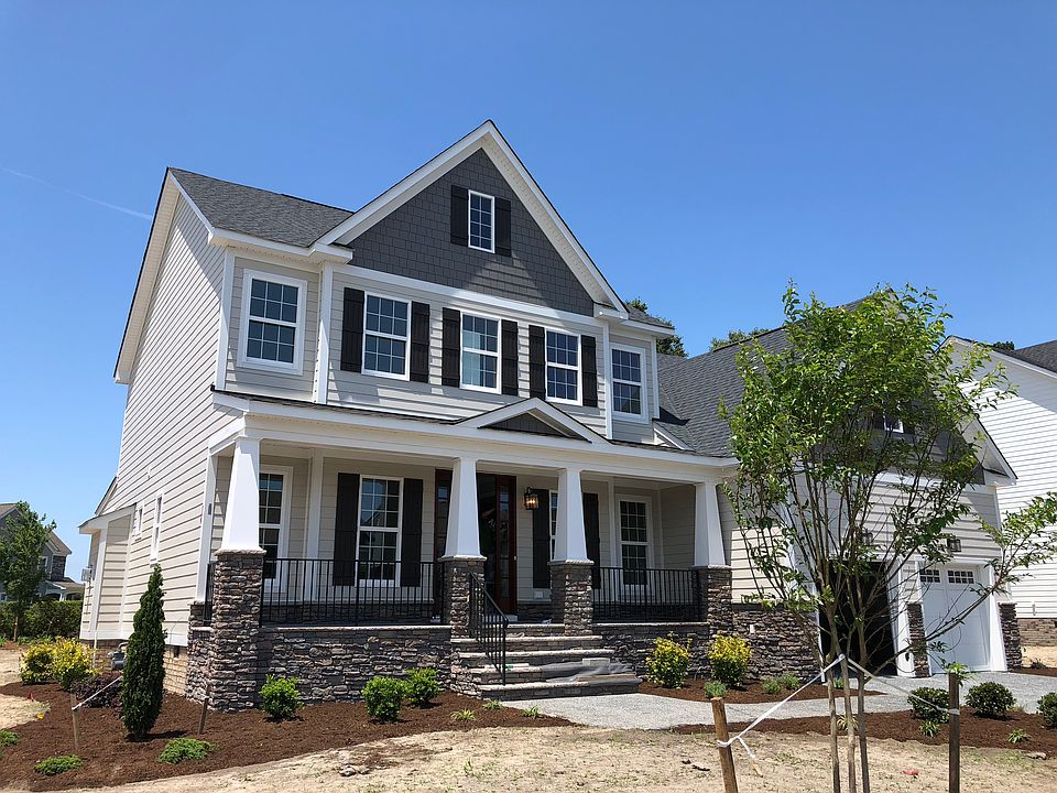 2nd image of 3125 Summerhouse Dr