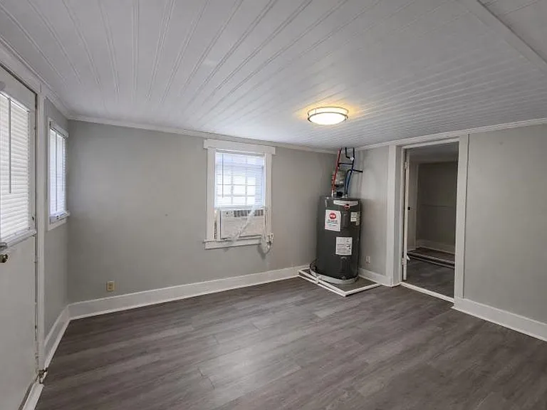 823 Cumberland Dr — Photo 3