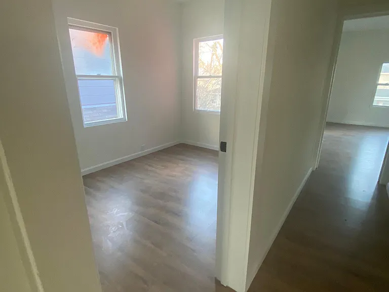 1134 N Dearborn St #B — Photo 11
