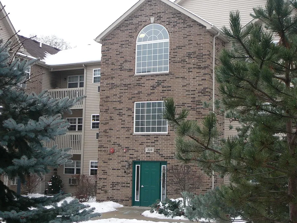 310 Cunat Blvd #2G